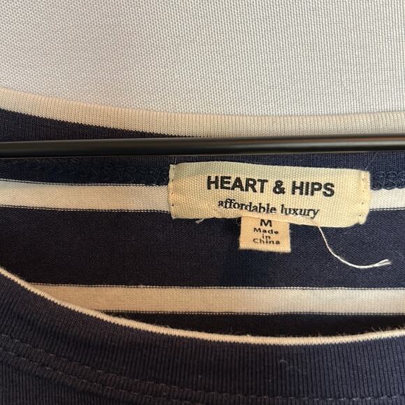 ❤️5/$25❤️ NWT Heart and Hips Maternity Dress - Picture 2 of 8